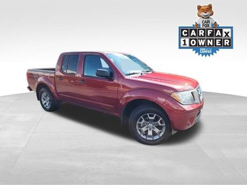 Used 2021 Nissan Frontier SV image 1