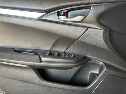 Used 2020 Honda Civic LX image 30