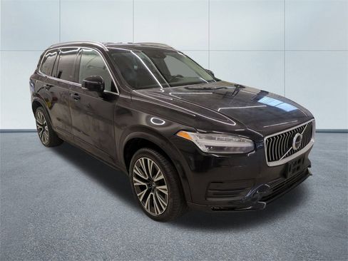 Used 2021 Volvo XC90 T5 Momentum w/ Climate Package image 1