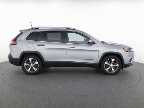 Used 2020 Jeep Cherokee Limited FWD image 8