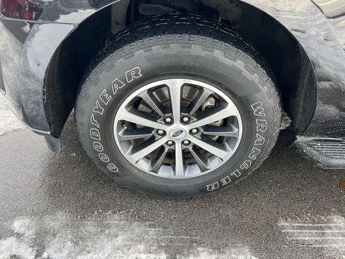 Used 2019 Ford Expedition XLT w/ Equipment Group 201A image 12