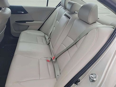 Used 2015 Honda Accord EX-L image 19