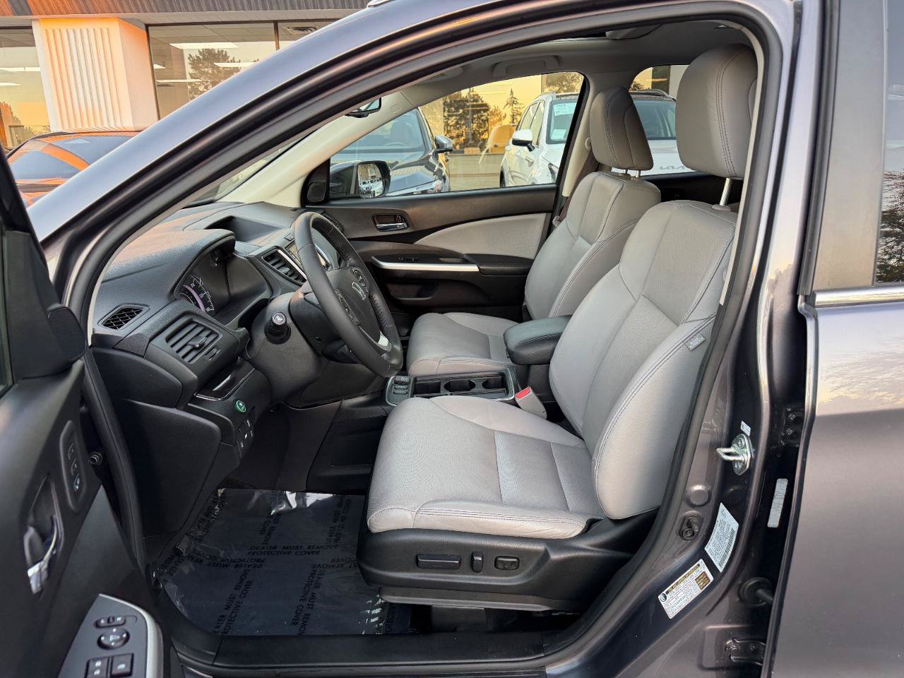 Used 2016 Honda CR-V Touring image 3