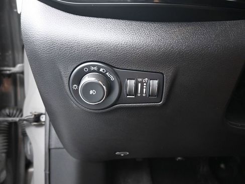 Used 2022 Jeep Compass Trailhawk w/ Trailhawk Elite Group image 14