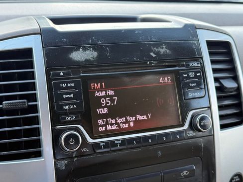 Used 2016 Nissan Frontier SV RWD image 27
