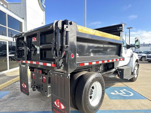 Used 2025 Ford F650 2WD Regular Cab Super Duty image 9