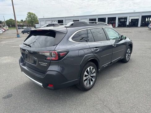 Used 2024 Subaru Outback Touring image 7