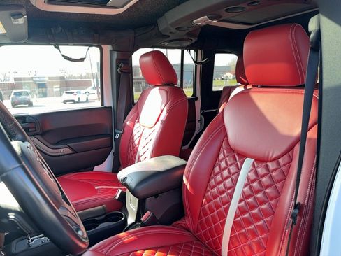 Used 2014 Jeep Wrangler Unlimited Sport w/ Quick Order Package 24S image 19