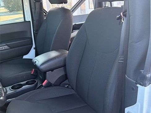 Used 2016 Jeep Wrangler Sport image 5