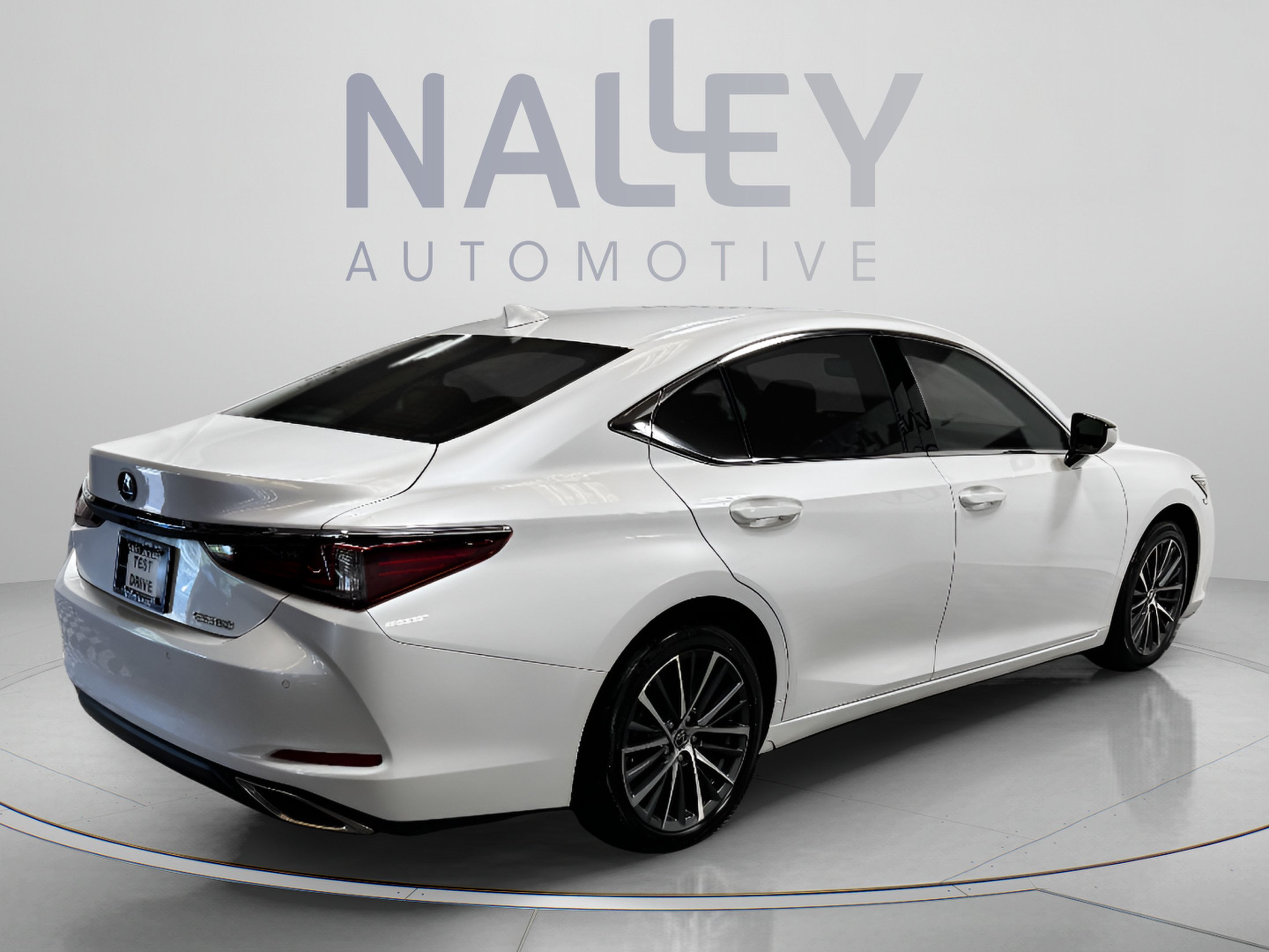 Used 2022 Lexus ES 350 w/ Premium Package FWD image 5