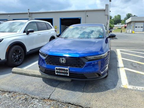 Used 2026 Honda Accord Sport image 3
