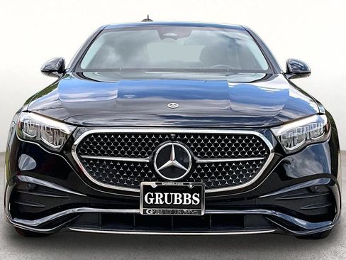 Used 2025 Mercedes-Benz E 350 Sedan image 4
