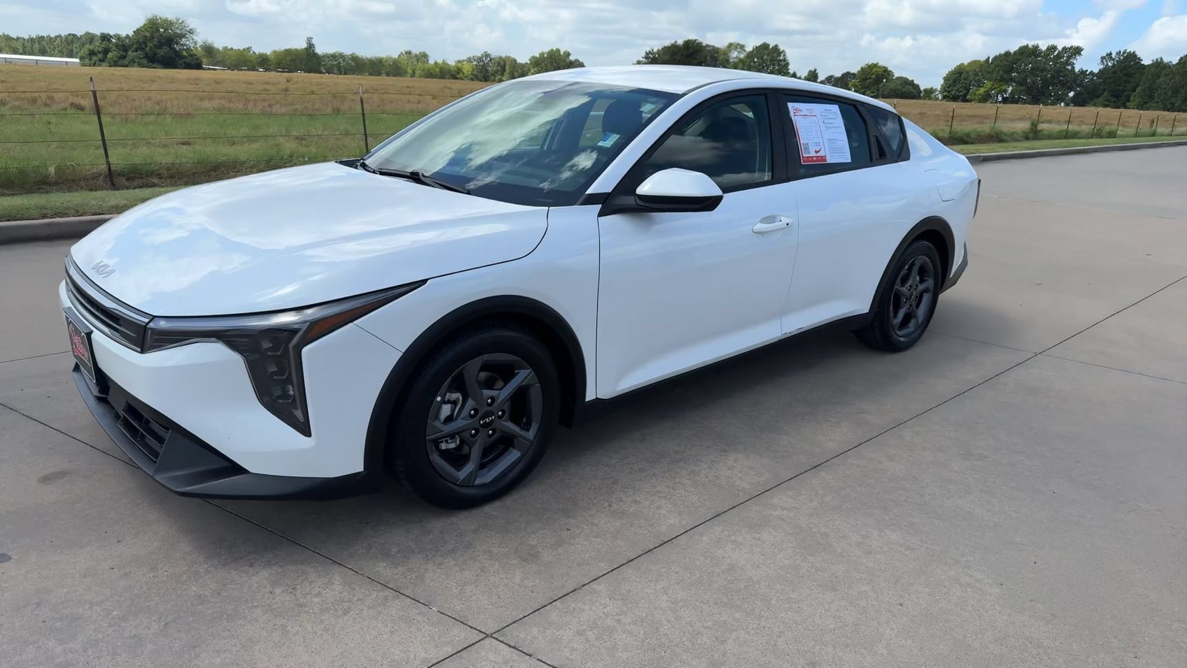 Used 2025 Kia K4 FWD image 5