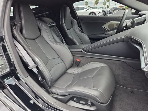 Used 2025 Chevrolet Corvette Stingray Preferred Cpe w/ Z51 Performance Package RWD image 13