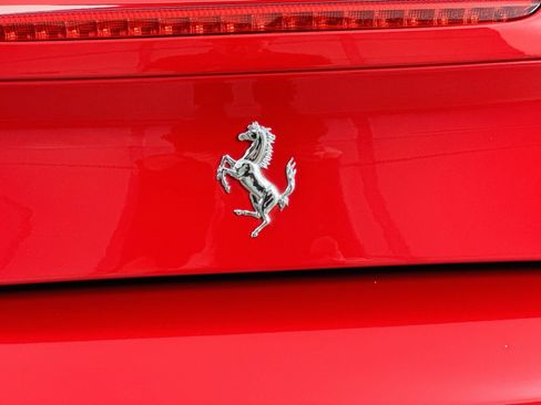 Used 2018 Ferrari 488 Spider RWD image 51