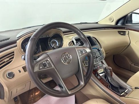 Used 2011 Buick LaCrosse CX FWD image 16