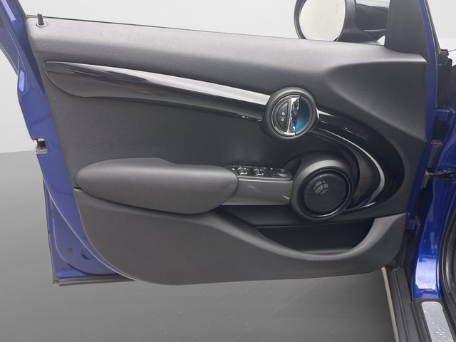 Used 2020 MINI Cooper S w/ Premium Package FWD image 9