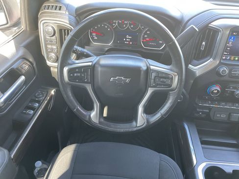 Used 2021 Chevrolet Silverado 1500 LT Trail Boss w/ Convenience Package II AWD/4WD image 13