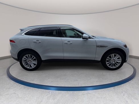 Used 2017 Jaguar F-PACE Prestige AWD/4WD image 5