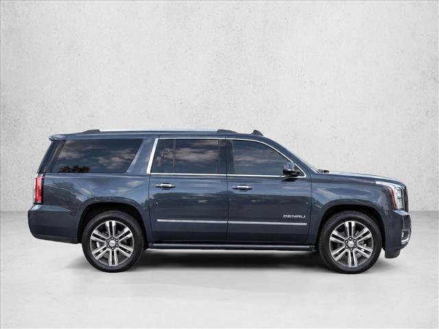 Used 2020 GMC Yukon XL Denali w/ Denali Premium Package RWD image 8