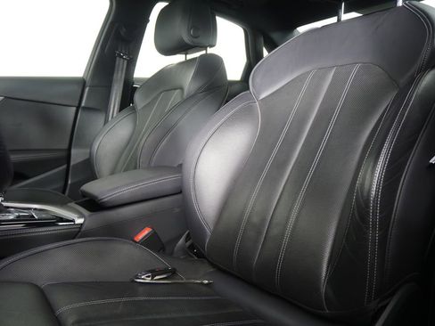 Used 2022 Audi A4 2.0T Premium Plus w/ Premium Plus Package image 11