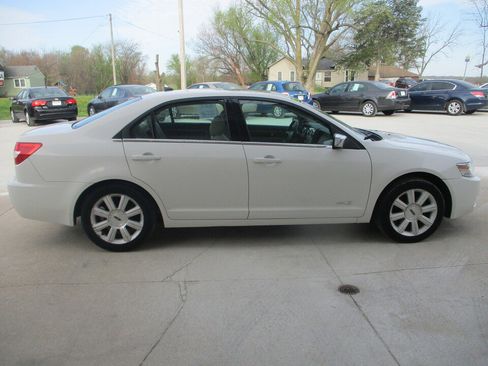 Used 2008 Lincoln MKZ FWD image 17