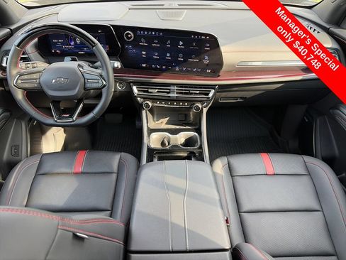 Used 2024 Chevrolet Traverse RS w/ LPO, Floor Liner Package FWD image 10