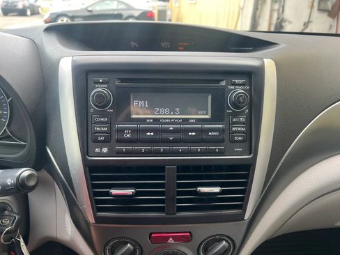 Used 2013 Subaru Forester 2.5X AWD/4WD image 10