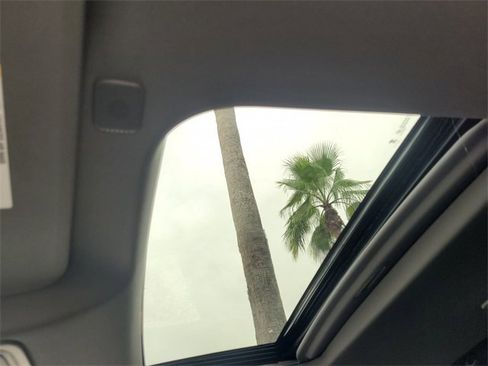 New 2025 GMC Sierra 2500 Denali w/ Denali Reserve Package image 6