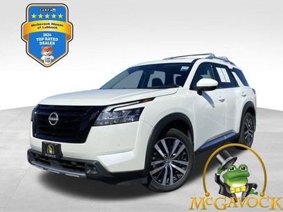 Certified 2024 Nissan Pathfinder Platinum w/ Black Appearance Package