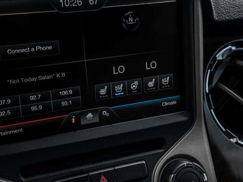 Used 2016 Ford F450 Platinum image 19