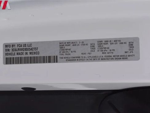 Used 2025 RAM ProMaster 2500 w/ U-Haul Equipment Group FWD image 33