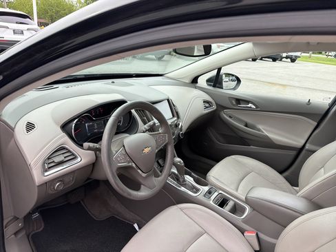 Used 2016 Chevrolet Cruze Premier FWD image 14