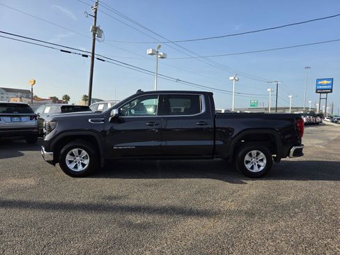 Used 2024 GMC Sierra 1500 SLE RWD image 2