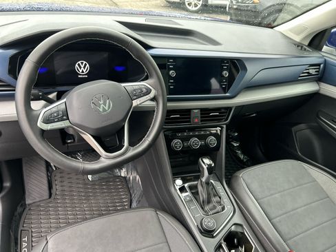 Used 2024 Volkswagen Taos SE AWD/4WD image 14