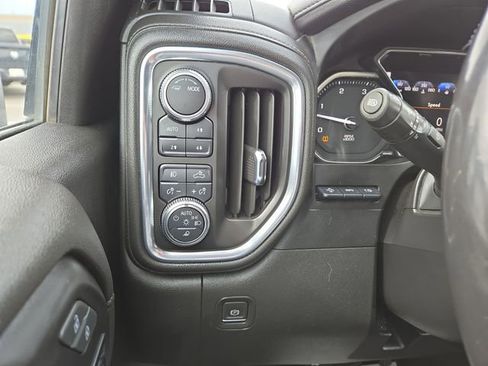 Used 2022 GMC Sierra 2500 Denali w/ Denali Ultimate Package AWD/4WD image 21