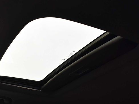 New 2026 Chevrolet Trax RS w/ Sunroof Package image 11