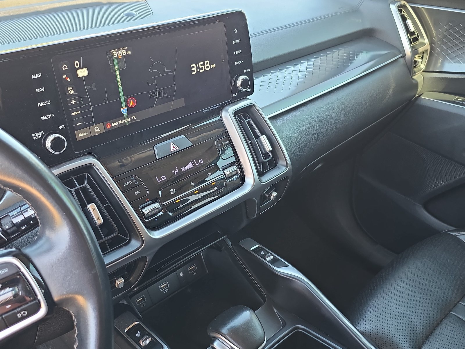 Used 2023 Kia Sorento S FWD image 17
