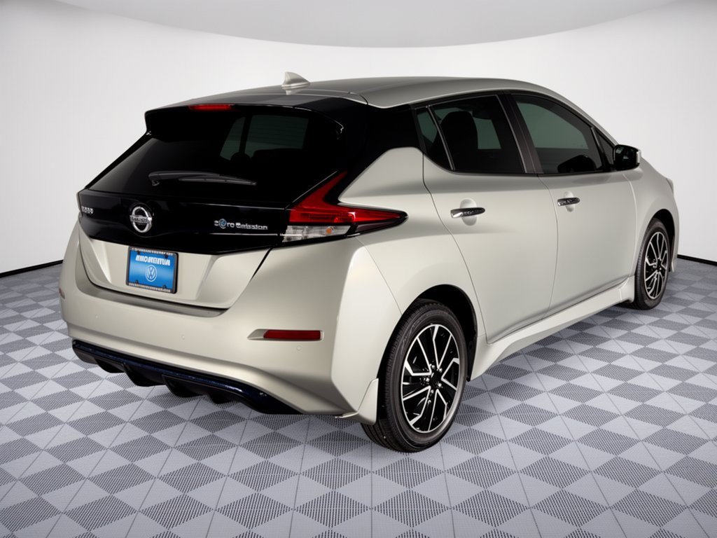 Used 2020 Nissan Leaf S w/ S Charge Package FWD image 9
