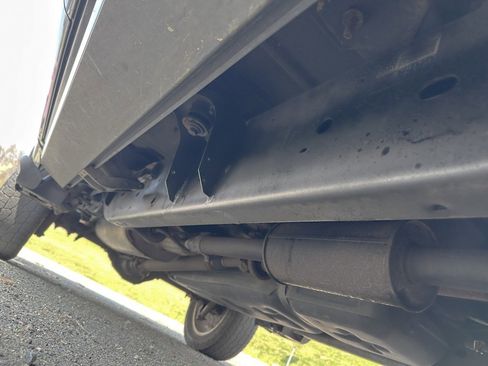 Used 2013 Ford F150 Platinum image 35