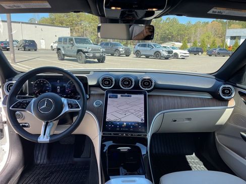 Used 2022 Mercedes-Benz C 300 4MATIC Sedan image 8