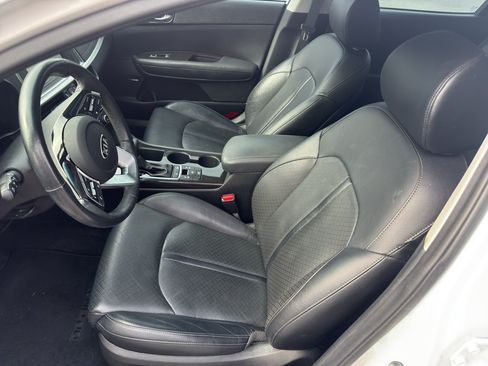 Used 2020 Kia Optima Premium FWD image 9