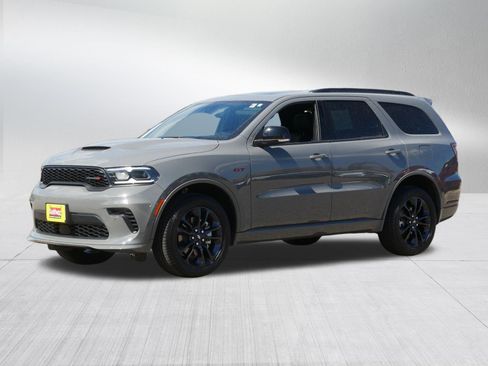Used 2025 Dodge Durango GT AWD/4WD image 3