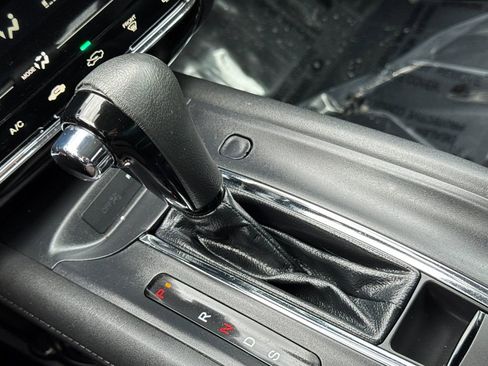 Used 2021 Honda HR-V EX-L image 20