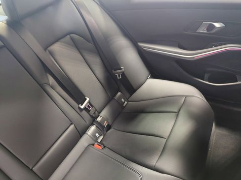 Used 2024 BMW 330e xDrive image 10