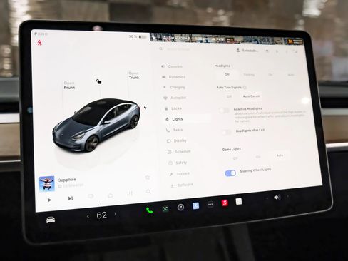 Used 2023 Tesla Model 3 Standard Range image 25