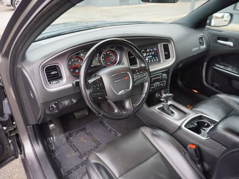 Used 2022 Dodge Charger SXT w/ Leather Interior Group image 23