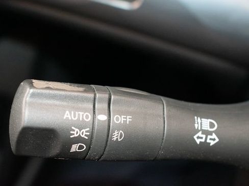 Used 2023 Nissan Maxima SR FWD image 25