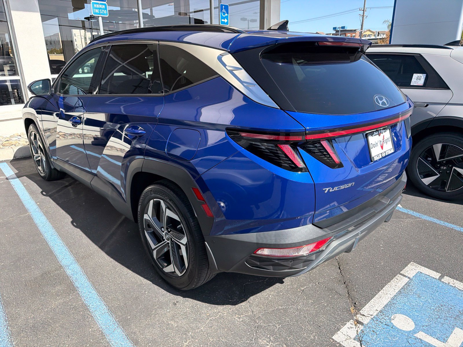 Used 2023 Hyundai Tucson Limited FWD image 4