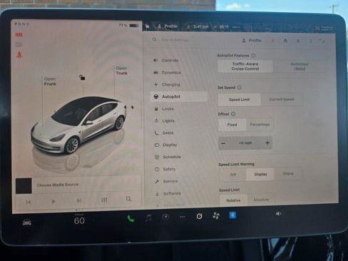 Used 2023 Tesla Model 3 Standard Range image 43